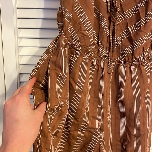 Jumpsuit with pockets - Picture 3 of 3